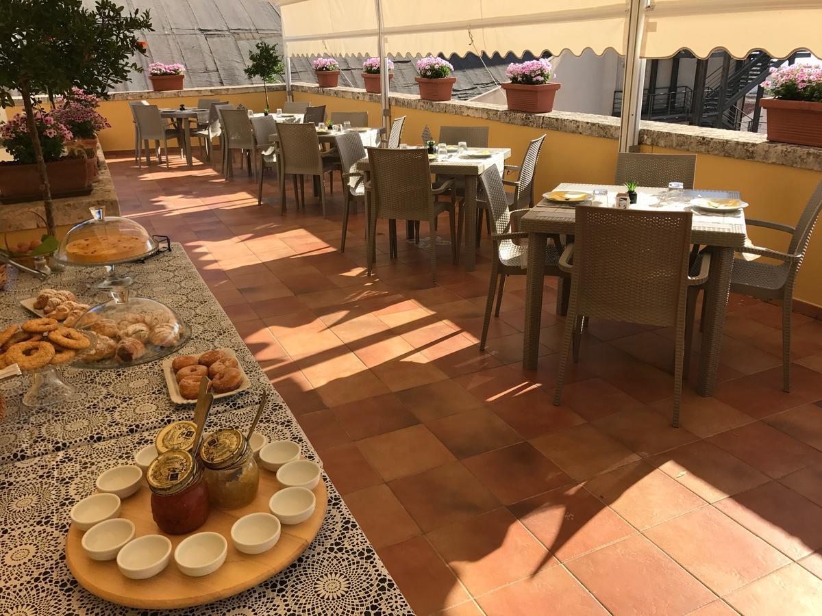 I Santi Coronati Bed & Breakfast Syracuse